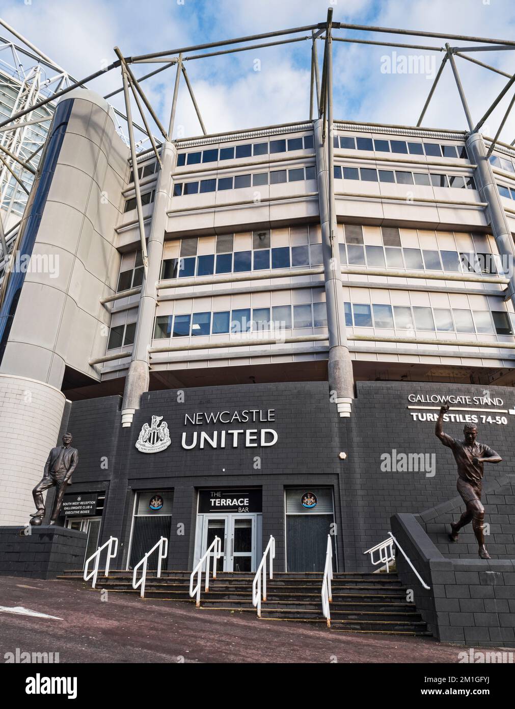 Statues of Sir Bobby Robson and Alan Shearer outside St James Park, Newcastle upon Tyne, UK Stock Photo