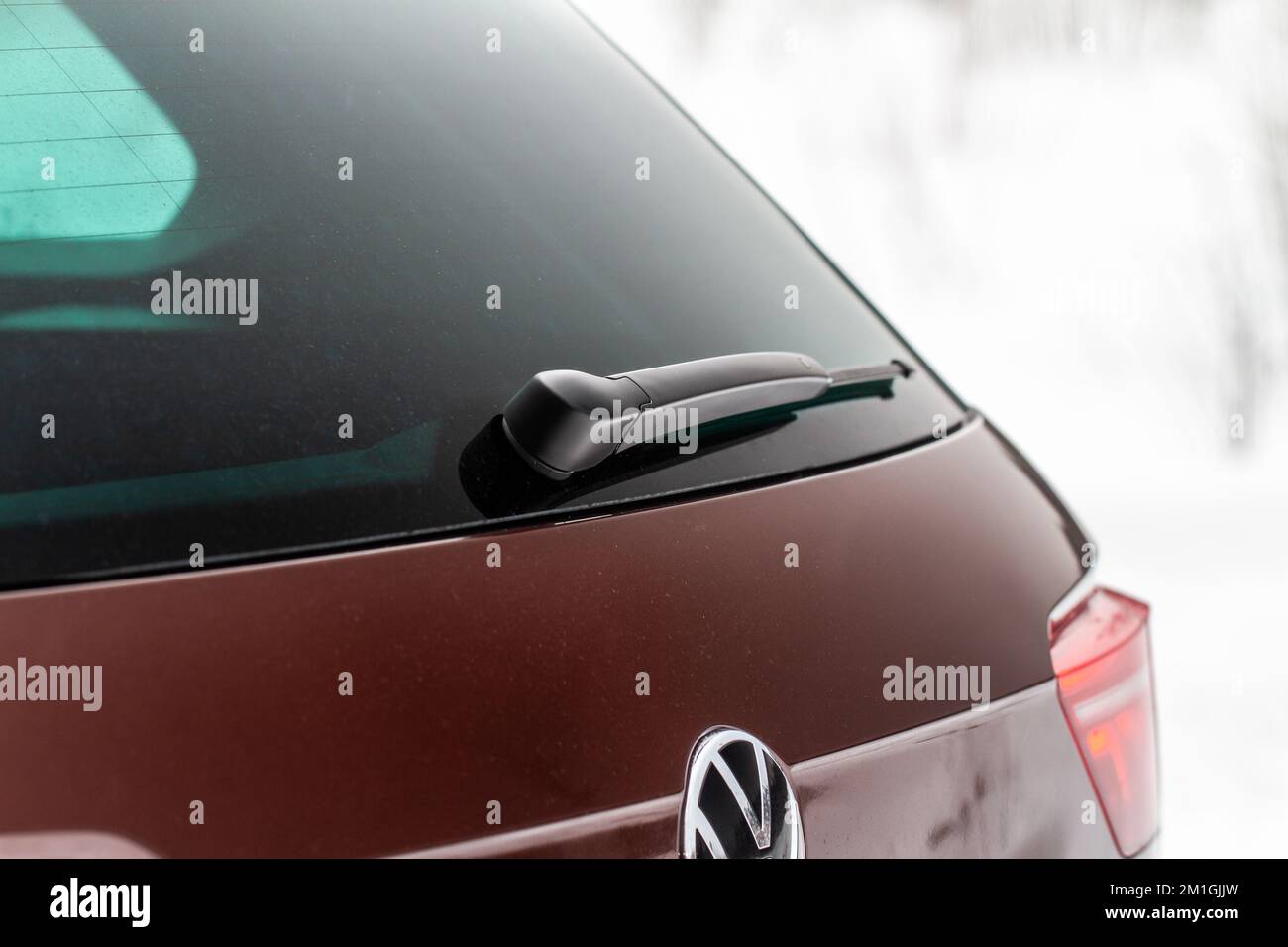 MOSCOW, RUSSIA - JANUARY 22, 2022. Volkswagen Tiguan (AD1). Winter back car window. A car wiper cleans the rear window. Stock Photo