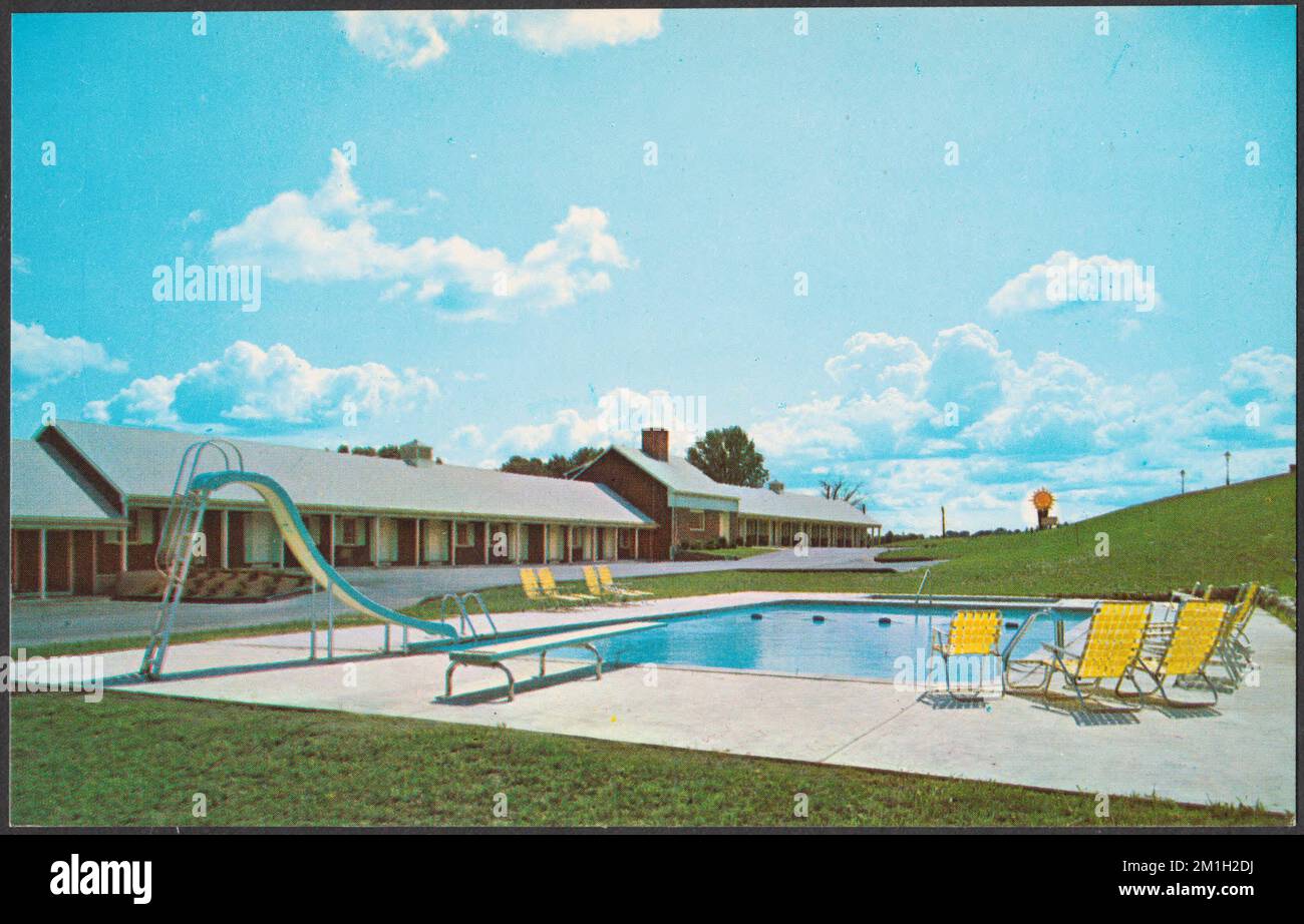 The Village Green , Motels, Swimming pools, Tichnor Brothers Collection, postcards of the United