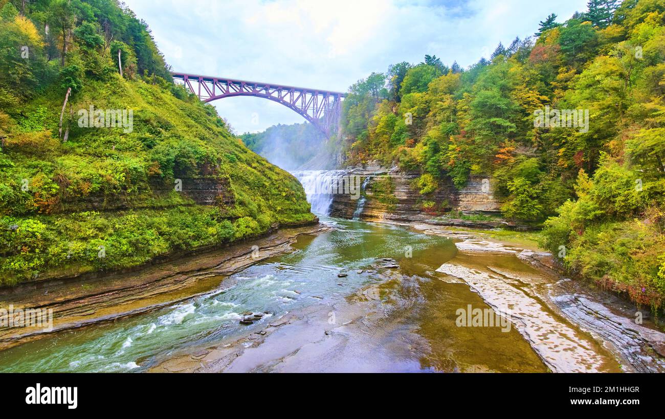 Waterfall Tracker Stone arch above waterfall hi-res stock photography and images - Alamy