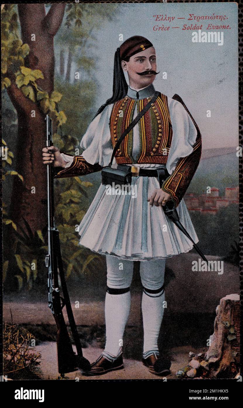 Soldat evzones hi-res stock photography and images - Alamy
