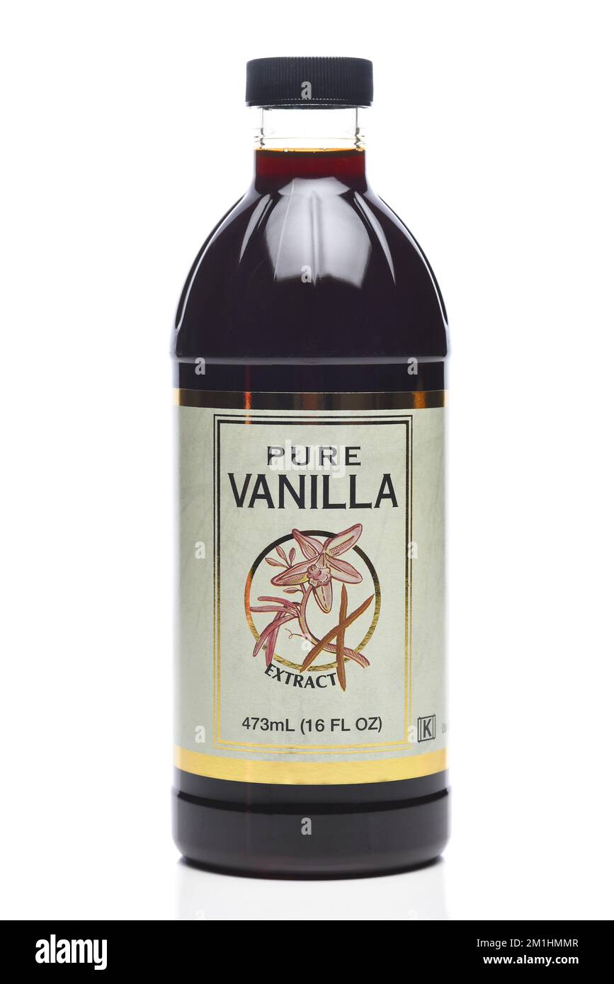 IRVINE, CALIFORNIA 12 DEC 2022 A 16 oz. bottle of Pure Vanilla