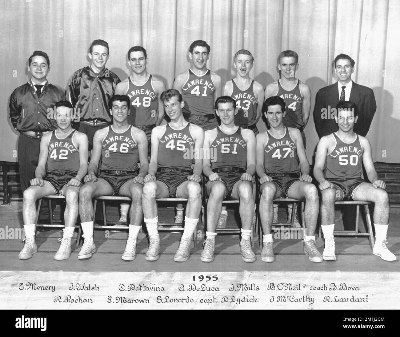 1955 Lawrence High School basketball team , Basketball players, Lawrence High School Lawrence, Mass. Stock Photo
