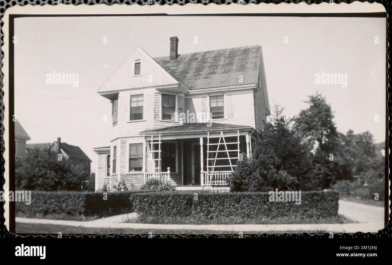 21 Pine Grove Street , Houses. Needham Building Collection Stock Photo