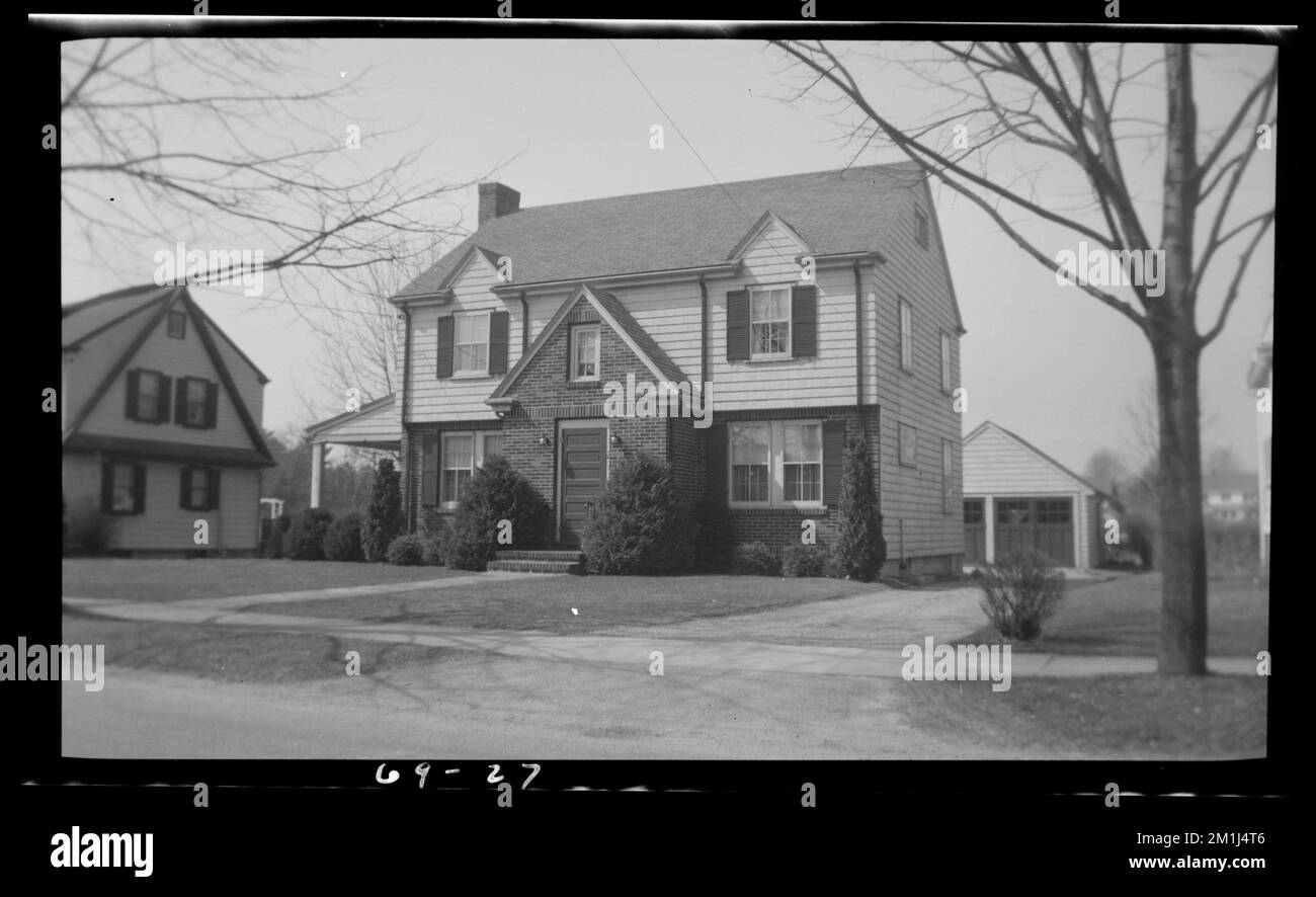 27 Coolidge Ave , Houses. Needham Building Collection Stock Photo Alamy