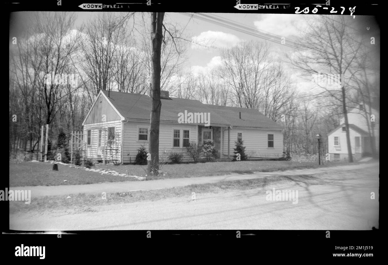 274 Marked Tree Rd , Houses. Needham Building Collection Stock Photo
