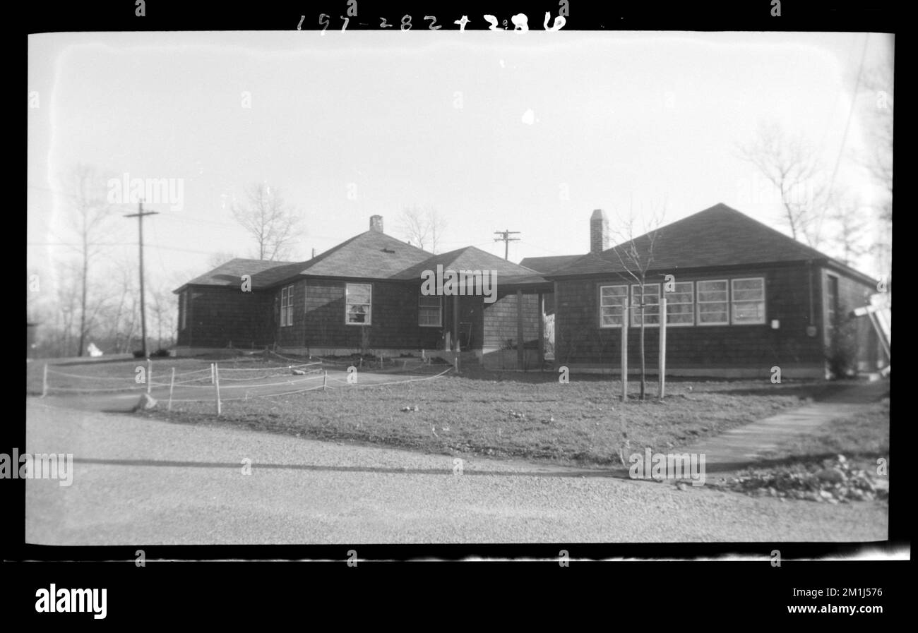 282 + 286 Linden St veteran's housing , Houses, Soldiers' homes