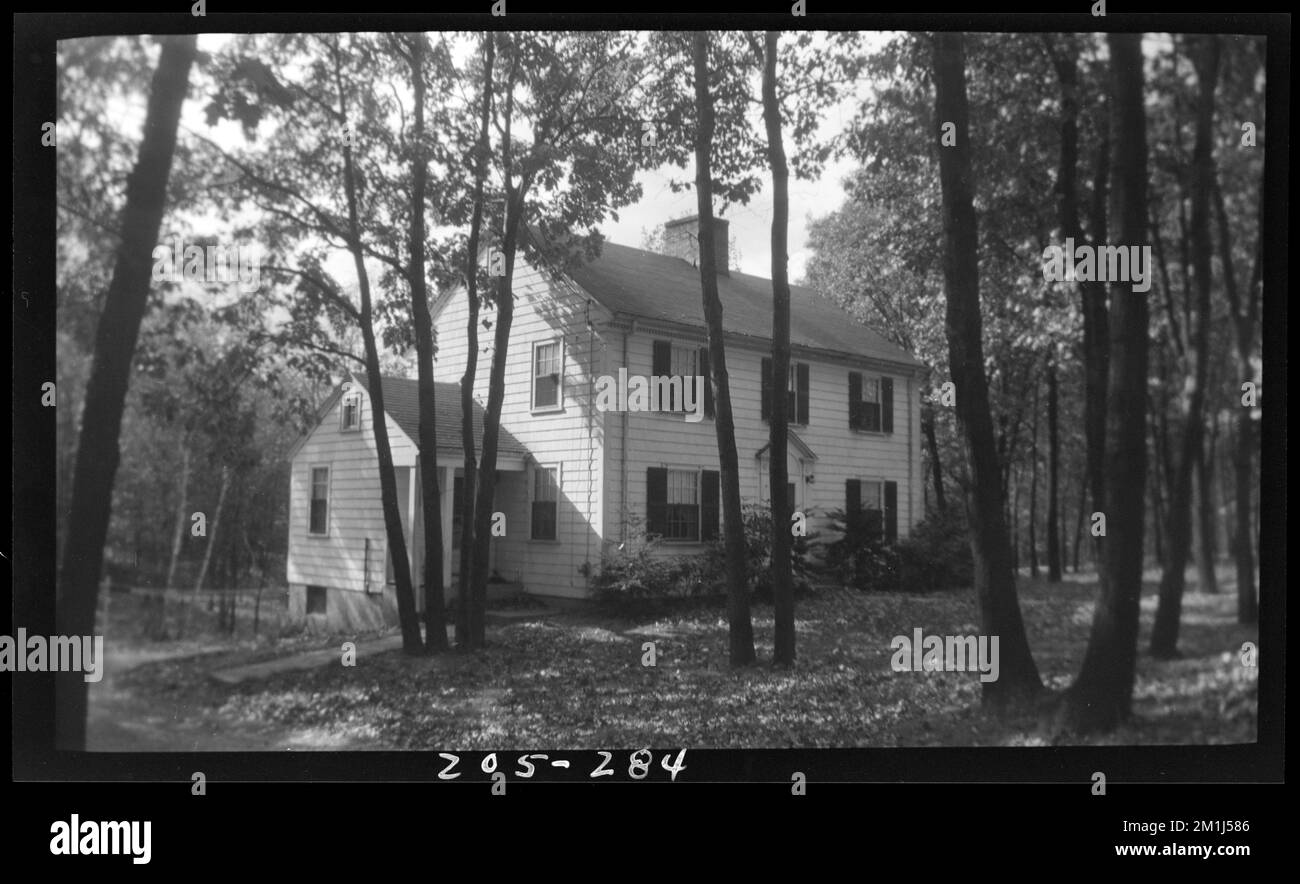 284 Marked Tree Rd , Houses. Needham Building Collection Stock Photo