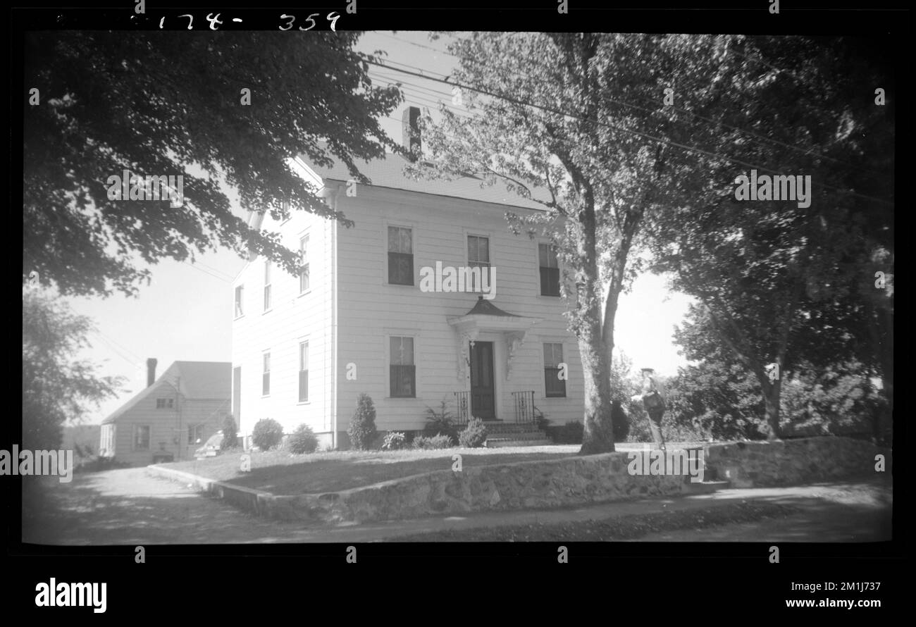 359 Hunnewell St , Houses. Needham Building Collection Stock Photo Alamy