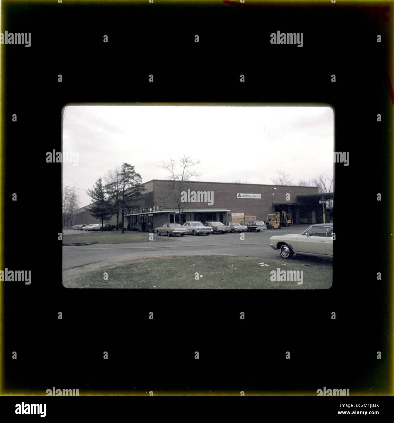 60 Kendrick Street , Office buildings, Parking lots, Automobiles