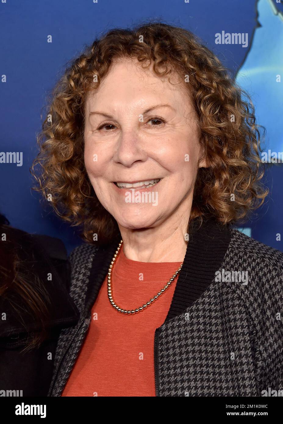 Rhea Perlman 2022