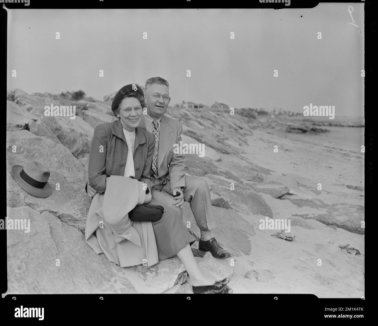 Anna, Roy A. Van Vleck , Spouses, Beaches. Leon Abdalian Collection Stock Photo Alamy
