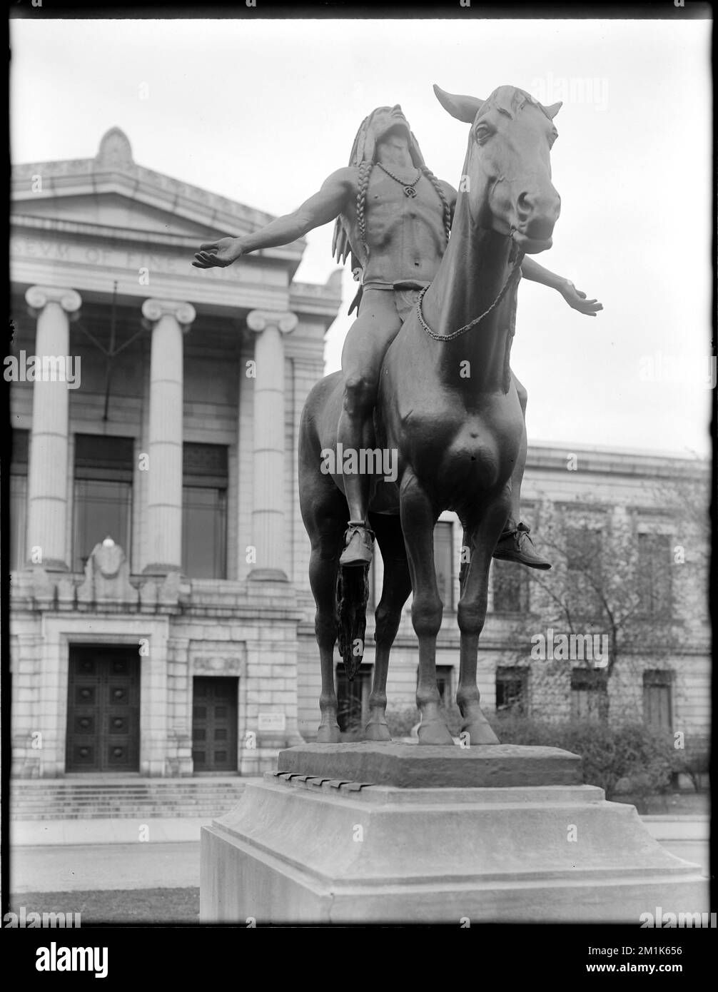 'Appeal to the Great Spirit' statue, Museum of Fine Arts, Boston, Mass. , Sculpture, Public sculpture, Museum of Fine Arts, Boston.  Leon Abdalian Collection Stock Photo