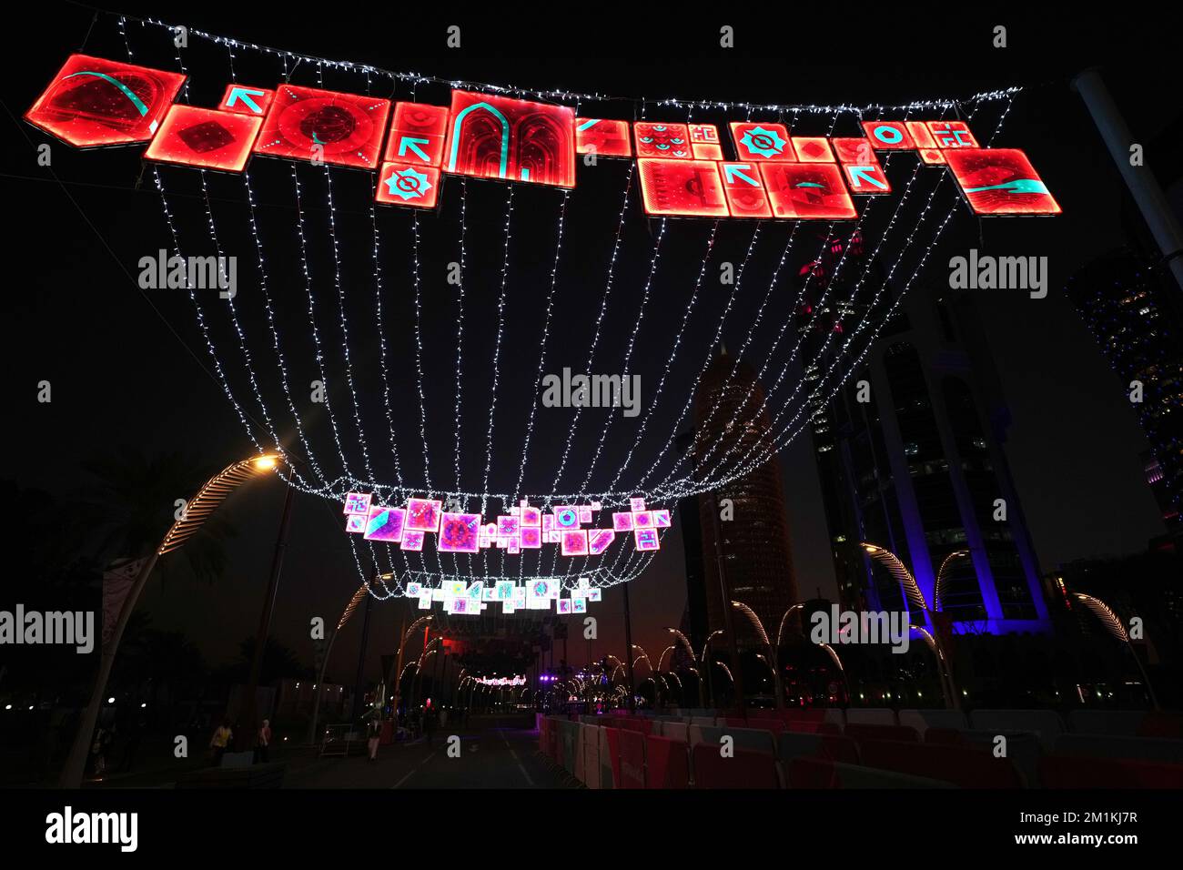 Top 145+ building decoration qatar seven.edu.vn