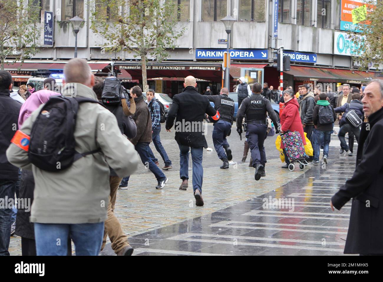 20111213 - LIEGE, BELGIUM: Illustration picture shows police on the Place Saint-Lambert in Liege after a man throw multiple grenades on the square, Tuesday 13 December 2011. So far two deaths have been confirmed, multiple people are injured. BELGA PHOTO MICHEL KRAKOWSKI Stock Photo