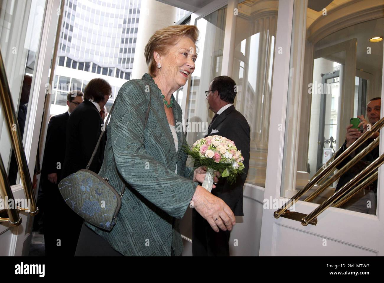 20120612 - BRUSSELS, BELGIUM: Queen Paola of Belgium arrives for a performance of Giuseppe Verdi's opera Il Trovatore, at the Koninklijke Muntschouwburg - Theatre Royale de la Monnaie in Brussels, Tuesday 12 June 2012. This production is directed by Dmitri Tcherniakov, with the symphonic orchestra and choir of De Munt-La Monnaie, with director Marc Minkowski. BELGA PHOTO NICOLAS MAETERLINCK Stock Photo