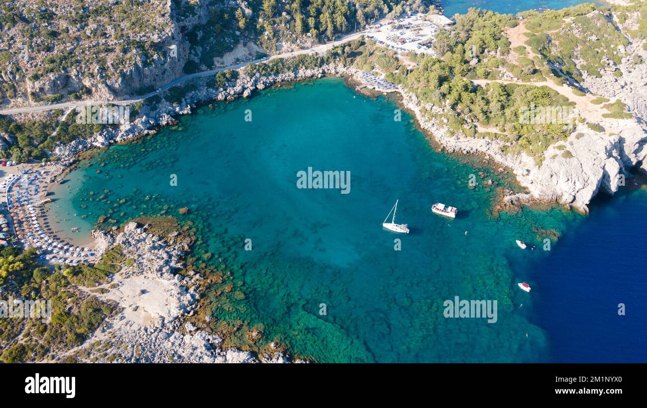 An aerial view of a boat sailing the blue ocean Stock Photo - Alamy