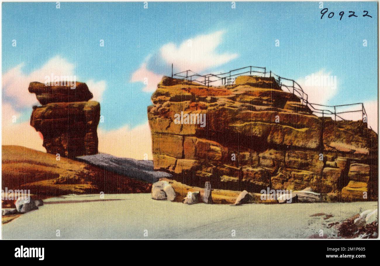 Balanced and Steamboat Rocks, Garden of the Gods, Pikes Peak region ...