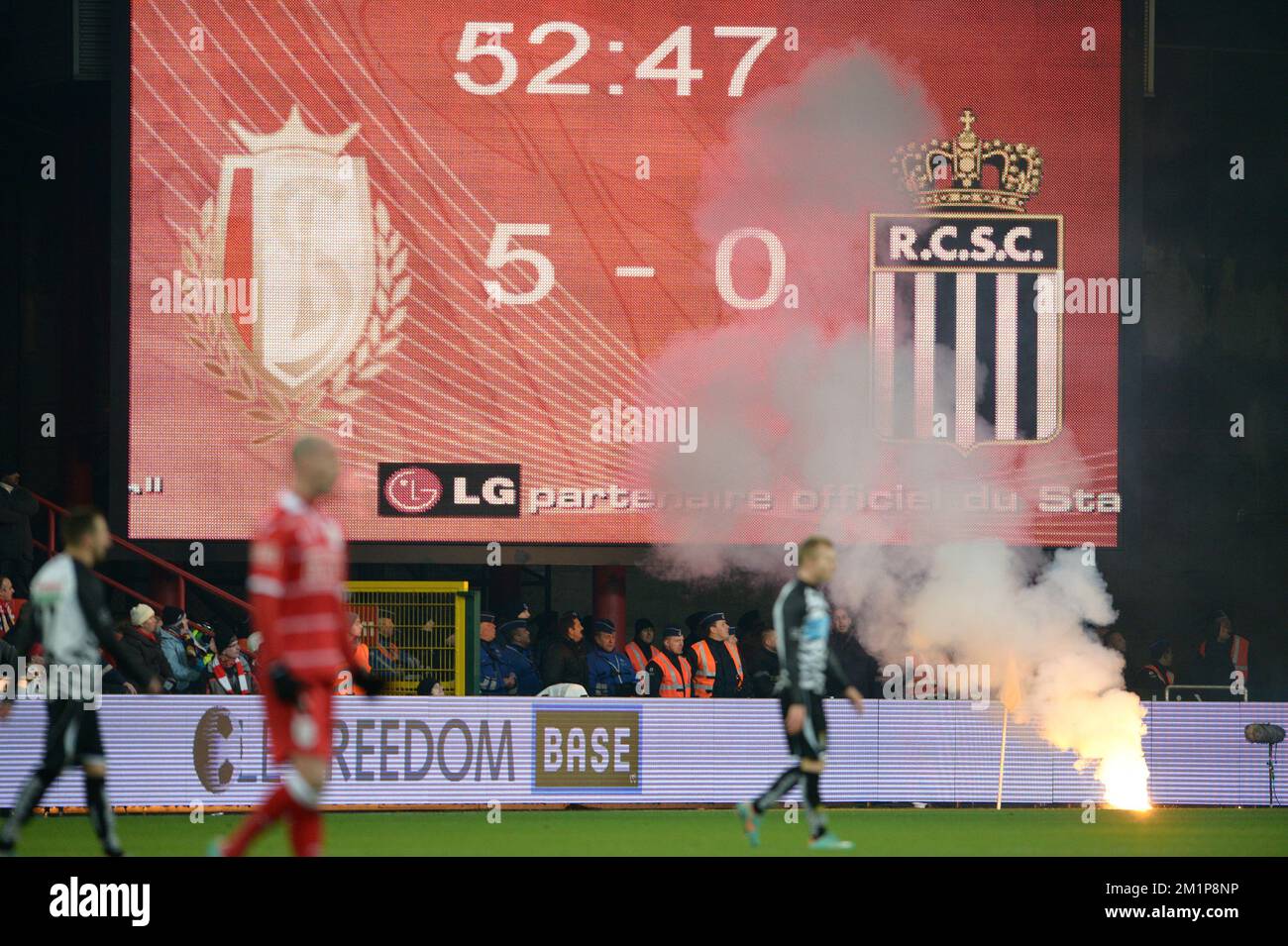 20121207 - LIEGE, BELGIUM: Illustration picture shows the scoreboard during the Jupiler Pro League match between Standard and Charleroi, in Liege, Friday 07 December 2012, on day 19 of the Belgian soccer championship. BELGA PHOTO YORICK JANSENS Stock Photo