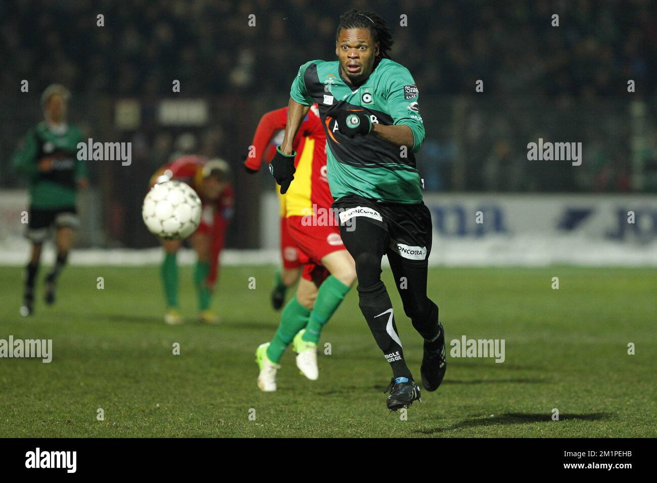 20130116 - OOSTENDE, BELGIUM: Cercle's Michael Uchebo pictured during the return leg of the Cofidis Cup 1/4 final between Oostende KV and Cercle Brugge, Wednesday 16 January 2013 in Oostende. BELGA PHOTO KRISTOF VAN ACCOM Stock Photo
