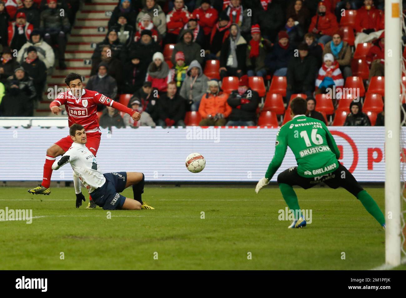20130125 - LIEGE, BELGIUM: Standard's Reza Ghoochannejhad pictured during the Jupiler Pro League match between Standard de Liege and KV Kortrijk, in Liege, Friday 25 January 2013, on day 24 of the Belgian soccer championship. BELGA PHOTO BRUNO FAHY Stock Photo