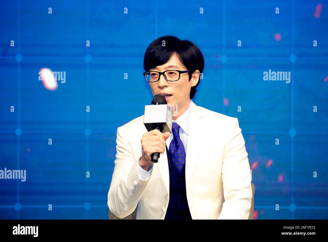 Yoo Jae Suk Sep 6 2022 Yoo Jae Suk Attends A Press Conference Of Disney The Zone Survival 6166