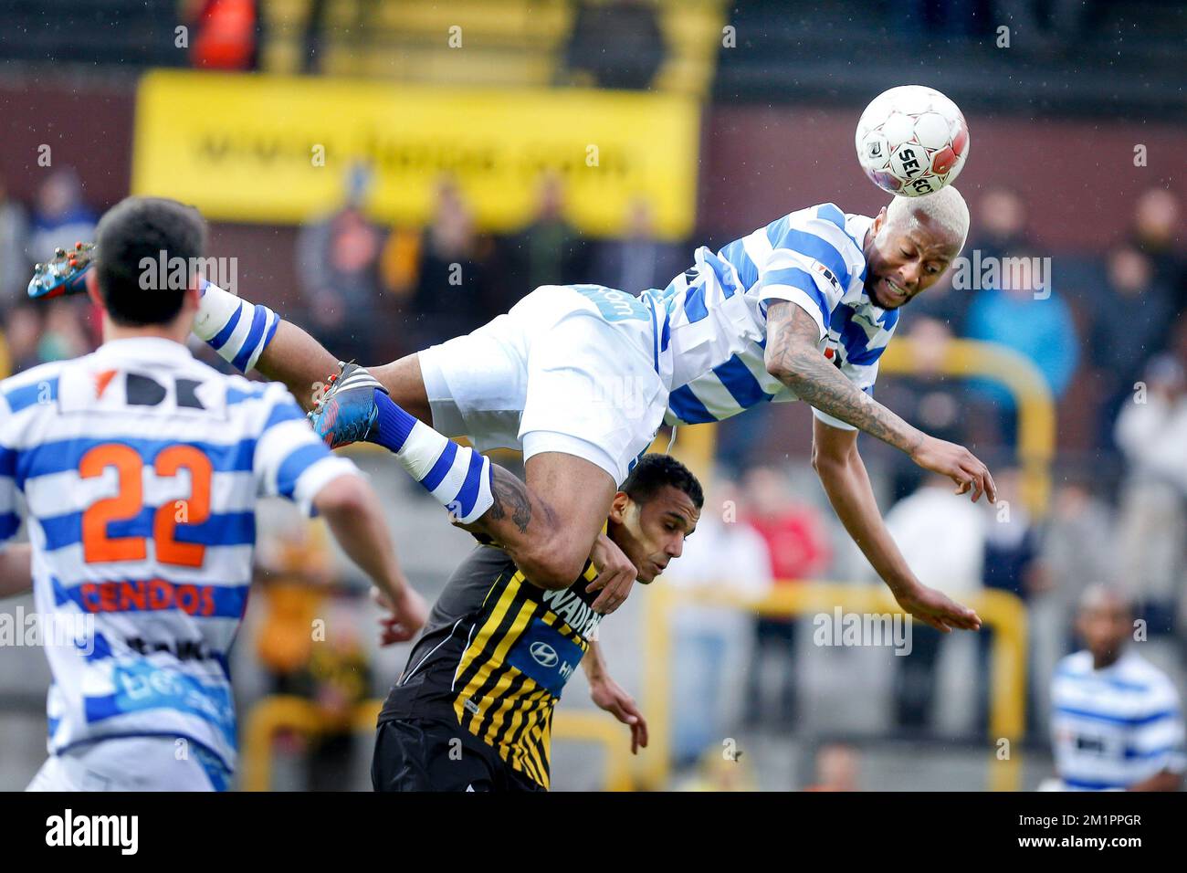 Gent's Valery Twite Nahayo and Lierse's Mohamed Elgabas fight for the ball during the Jupiler Pro League match of Play-Off 2 group A, between Lierse SK and AA Gent, in Lier, Saturday 13 April 2013 Stock Photo
