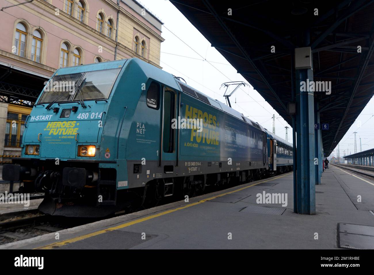 MAV Hungarian State Railways Vectron electric locomotive at Keleti Station, Budapest, Hungary Stock Photo