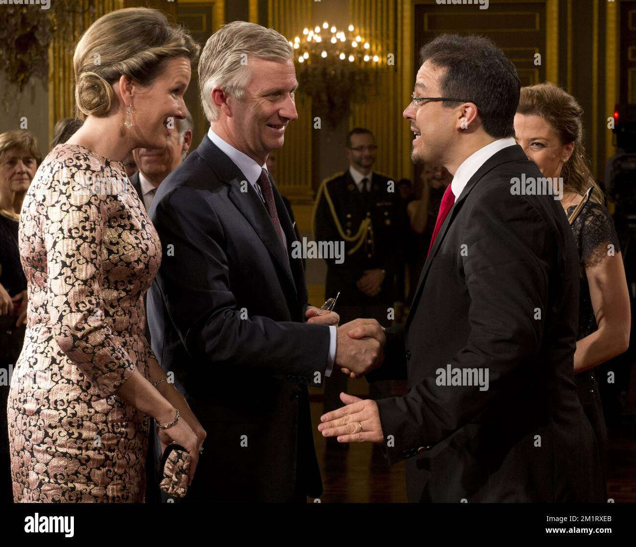 Mathilde Alarcon King Philippe - Filip of Belgium and Queen Mathilde of Belgium talk to ...