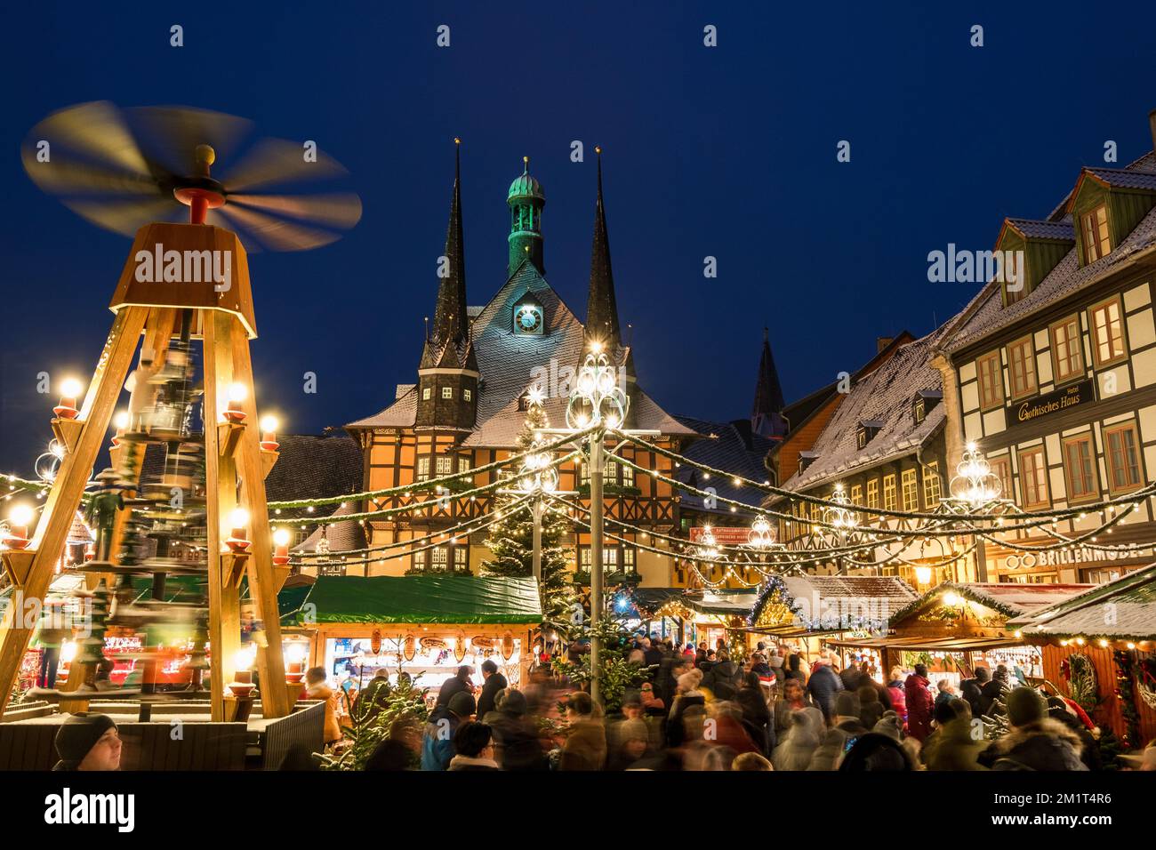 traditional-german-christmas-market-stock-photo-alamy