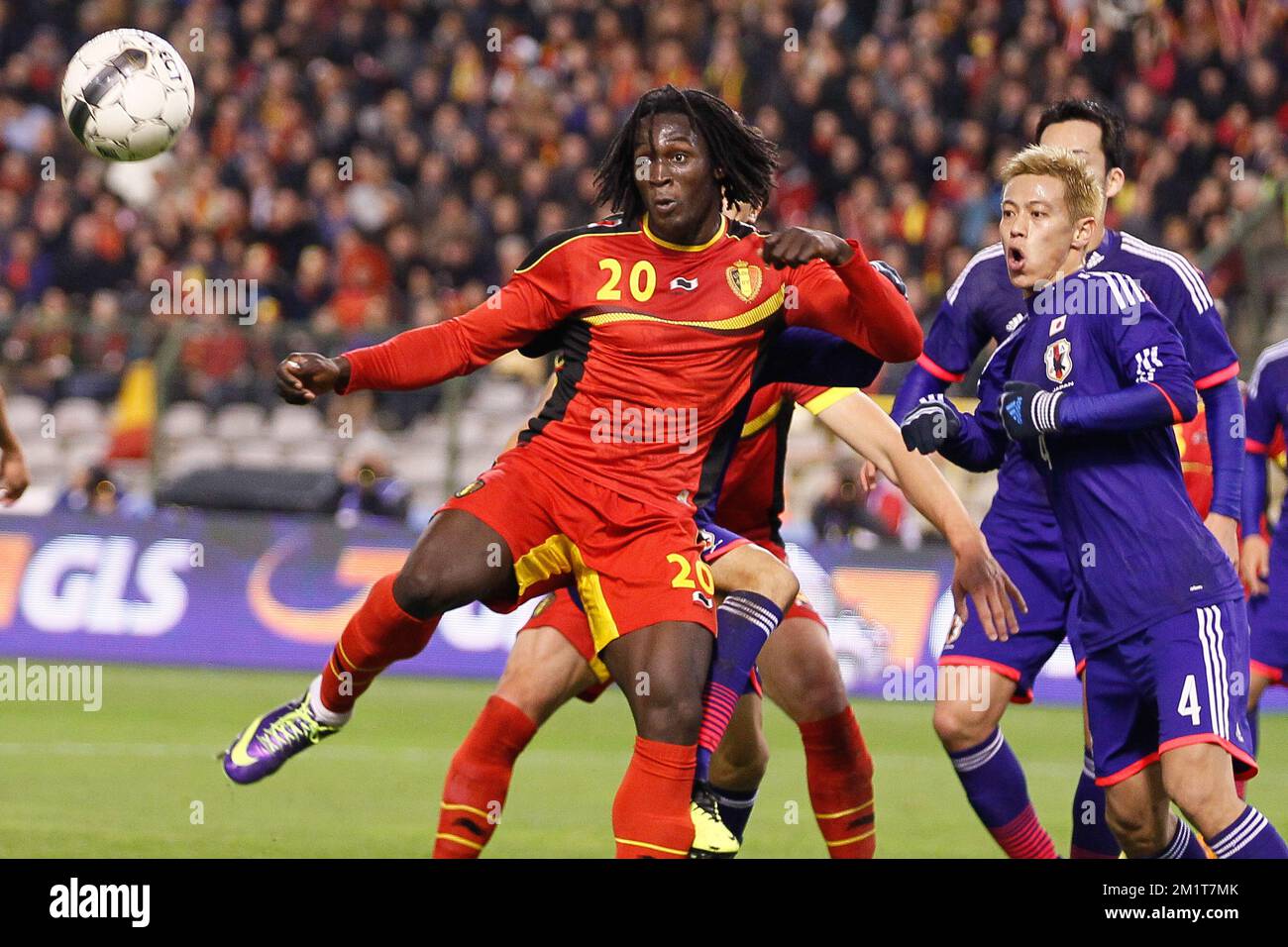 Belgium's Romelu Lukaku and Japan's Keisuke Honda fight for the ball during the friendly match between Belgian national soccer team Red Devils and Japan, on Tuesday 19 November 2013, in Brussels. BELGA PHOTO BRUNO FAHY Stock Photo