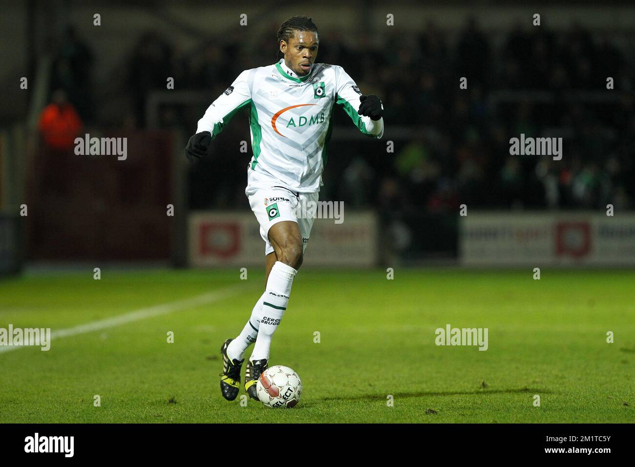 20131207 - OOSTENDE, BELGIUM: Cercle's Michael Uchebo in action during the Jupiler Pro League match between KV Oostende and Cercle Brugge KSV, in Oostende, Saturday 07 December 2013, on day 18 of the Belgian soccer championship. BELGA PHOTO KRISTOF VAN ACCOM Stock Photo