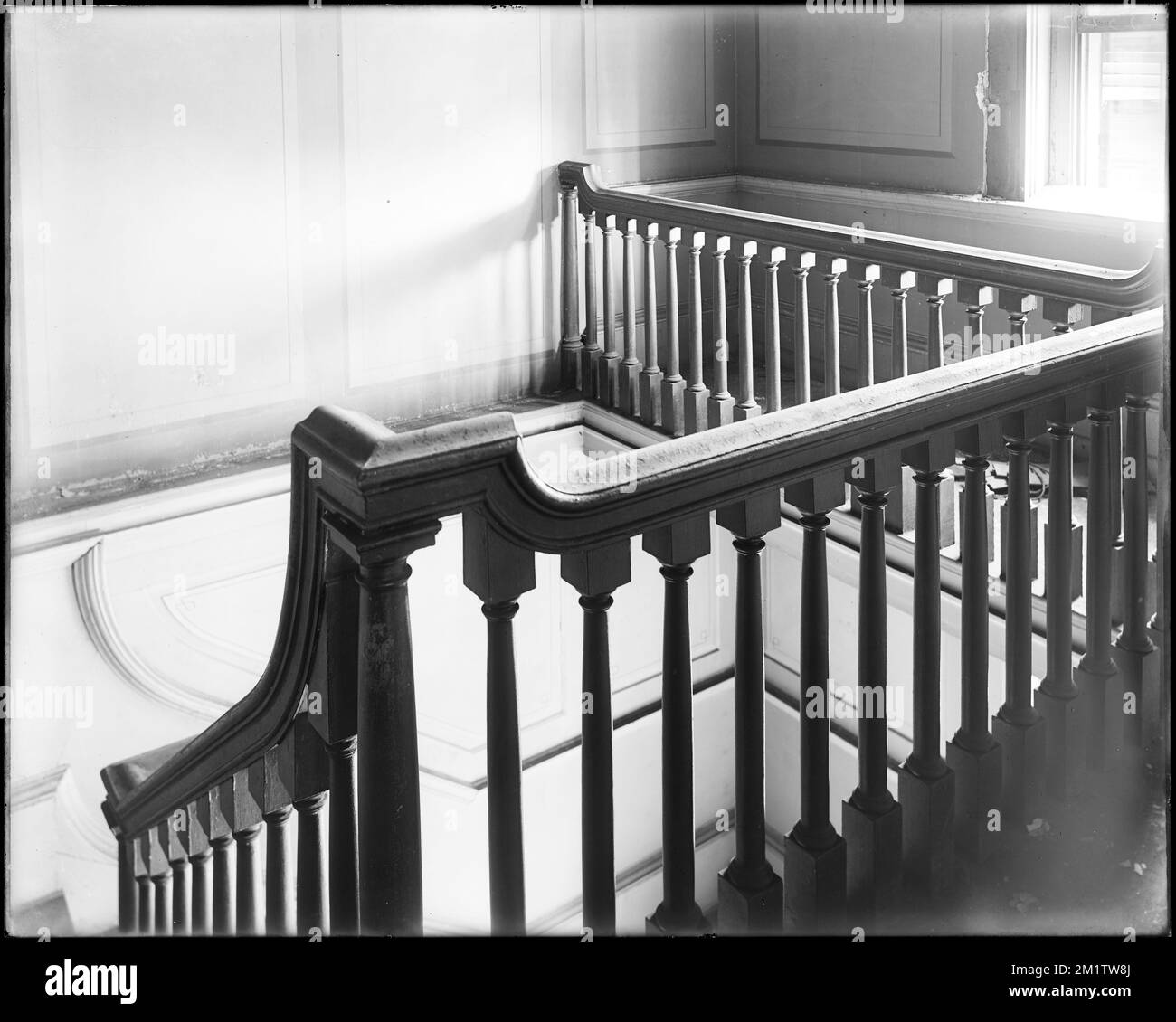 Beverly, 115 Cabot Street, Cabot house, interior detail