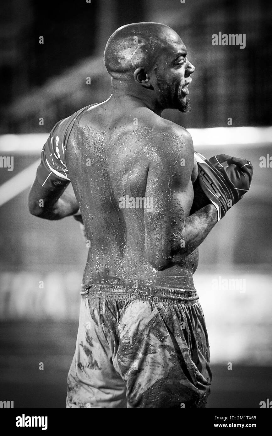 20140208 - MONS, BELGIUM: Mons' Joachim Mununga reacts during the Jupiler  Pro League match between RAEC Mons and Lierse, in Mons, Saturday 08  February 2014, on day 25 of the Belgian soccer, image size:866x1390