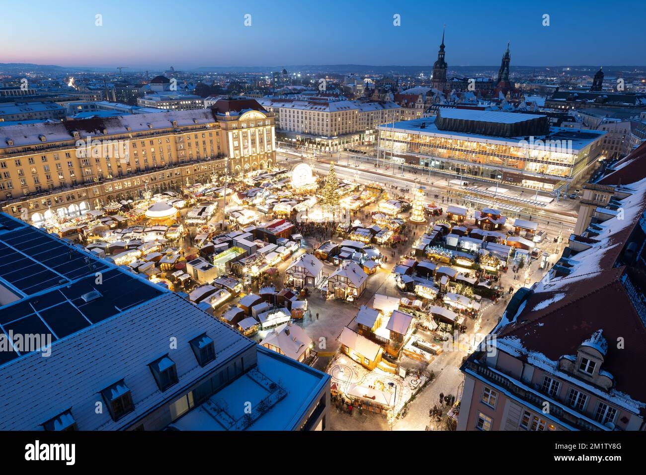 Dresden, Germany. 13th Dec, 2022. Brightly lit are the snowcovered