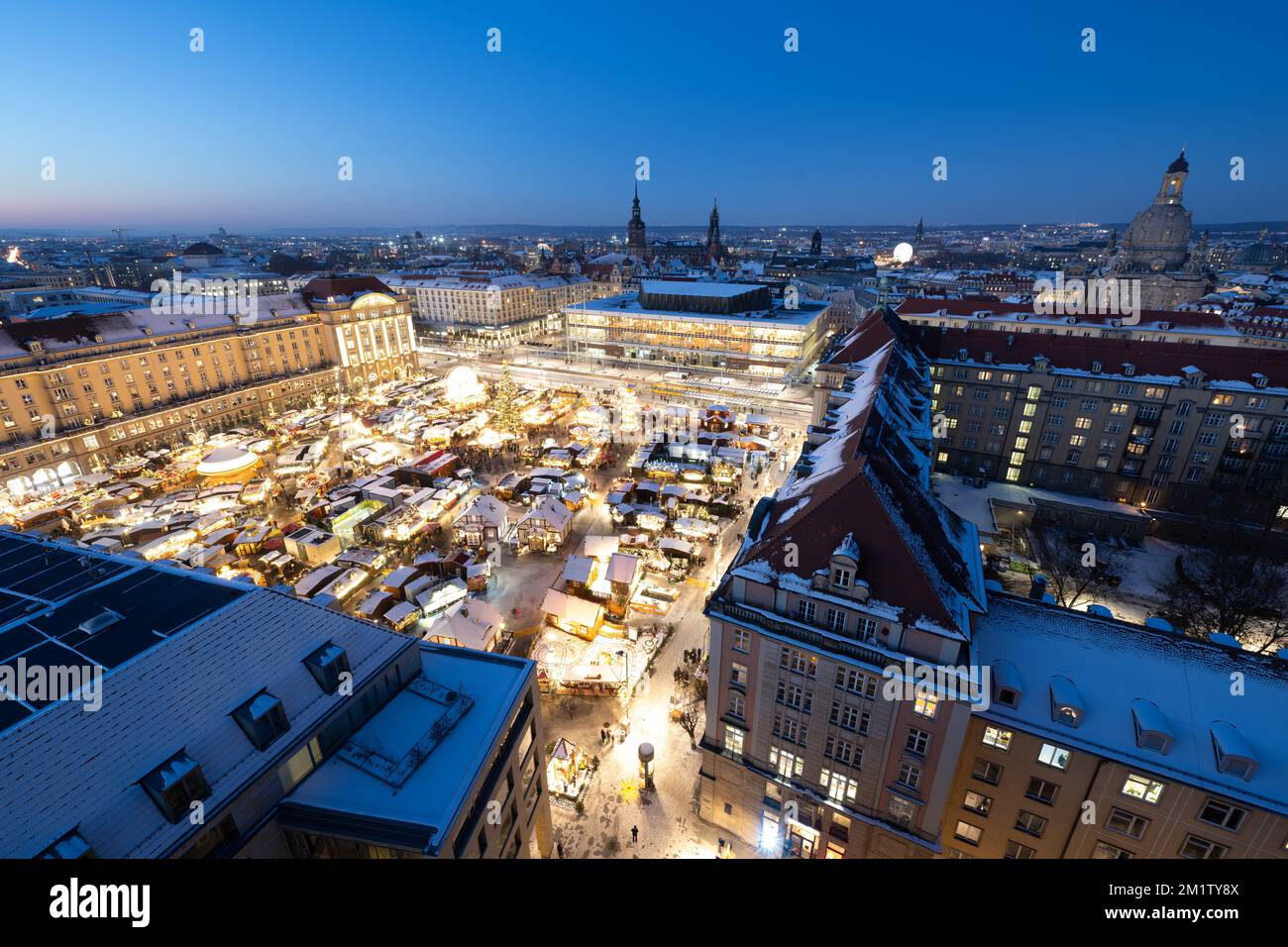 Dresden, Germany. 13th Dec, 2022. Brightly lit are the snowcovered