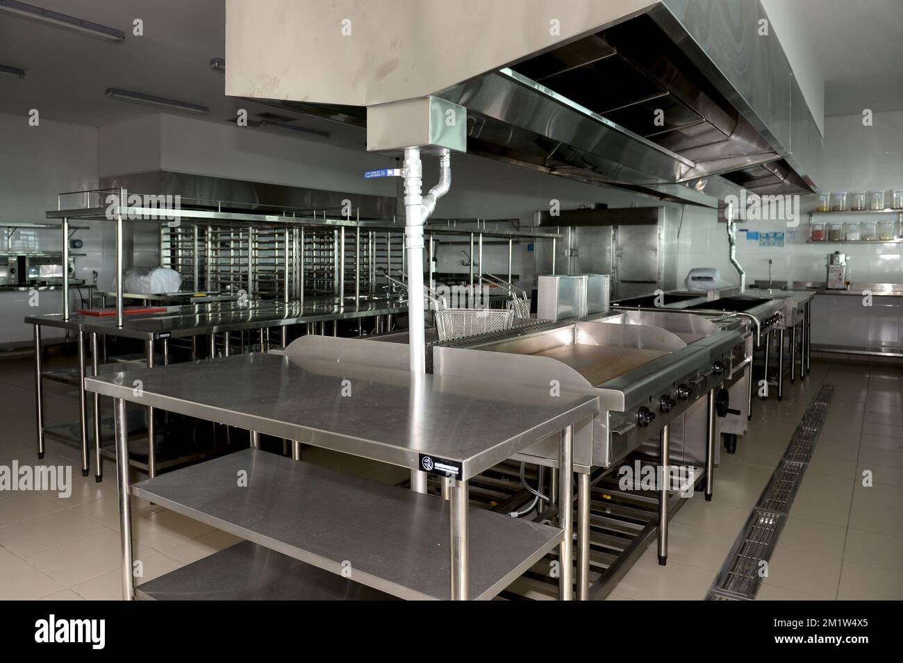 20140609 - MOGI DAS CRUZES, BRAZIL: Illustration picture shows the new kitchen at the Paradise Golf and Lake resort where Belgian national soccer team Red Devils will be staying in Mogi Das Cruzes, Brazil, Monday 09 June 2014. The Belgian national soccer team Red Devils will reside at the hotel in Mogi Das Cruzes during the 2014 Fifa World Cup that takes place from 12 June till 13 July in Brazil. BELGA PHOTO DIRK WAEM Stock Photo