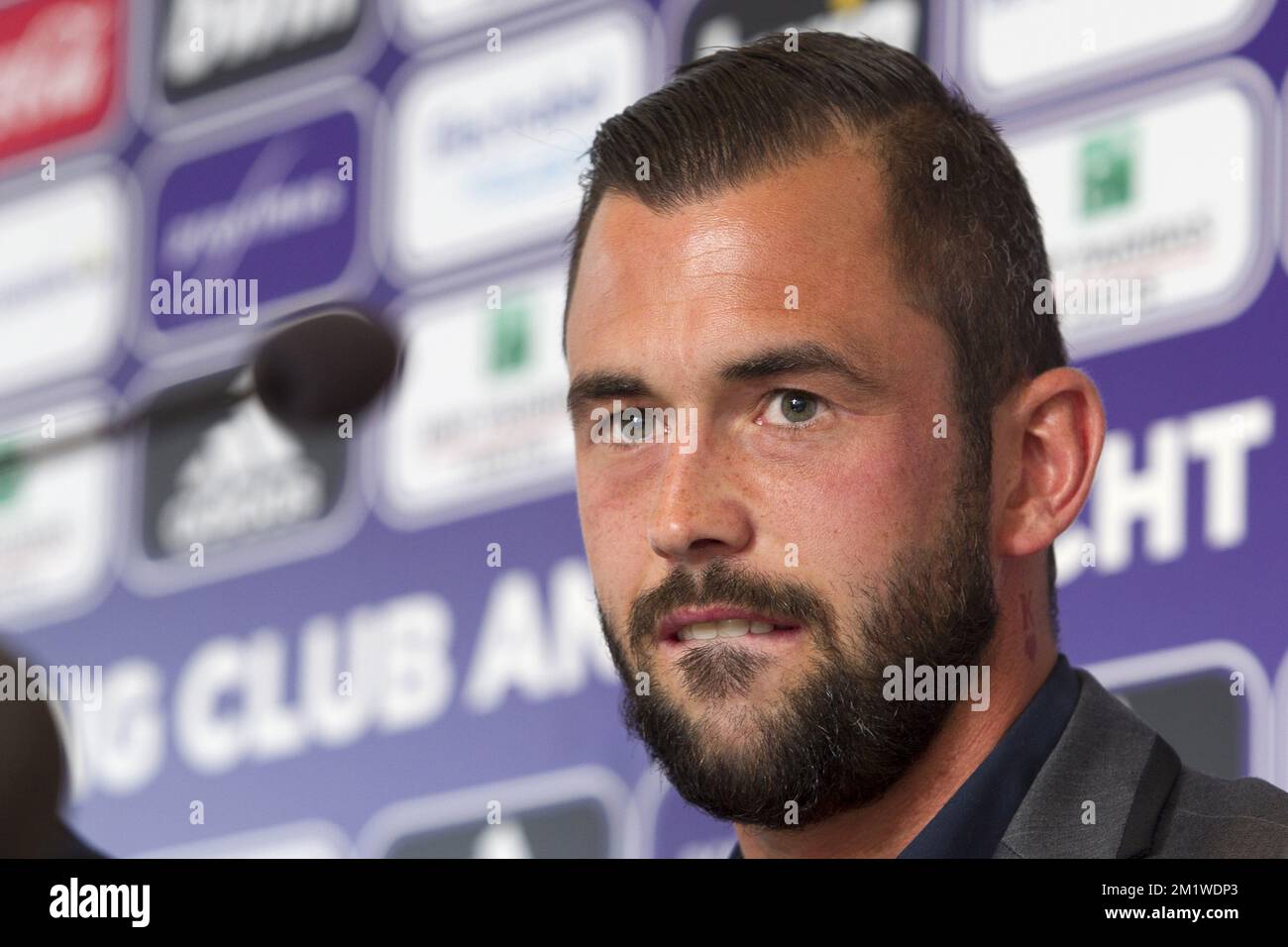 20140813 - BRUSSELS, BELGIUM: Anderlecht's new player Steven Defour pictured during a press conference of Belgian first division soccer team RSC Anderlecht to present their latest transfer, Wednesday 13 August 2014 in Brussels. Midfielder Steven Defour is coming over from Portuguese team F.C. Porto. BELGA PHOTO KRISTOF VAN ACCOM Stock Photo