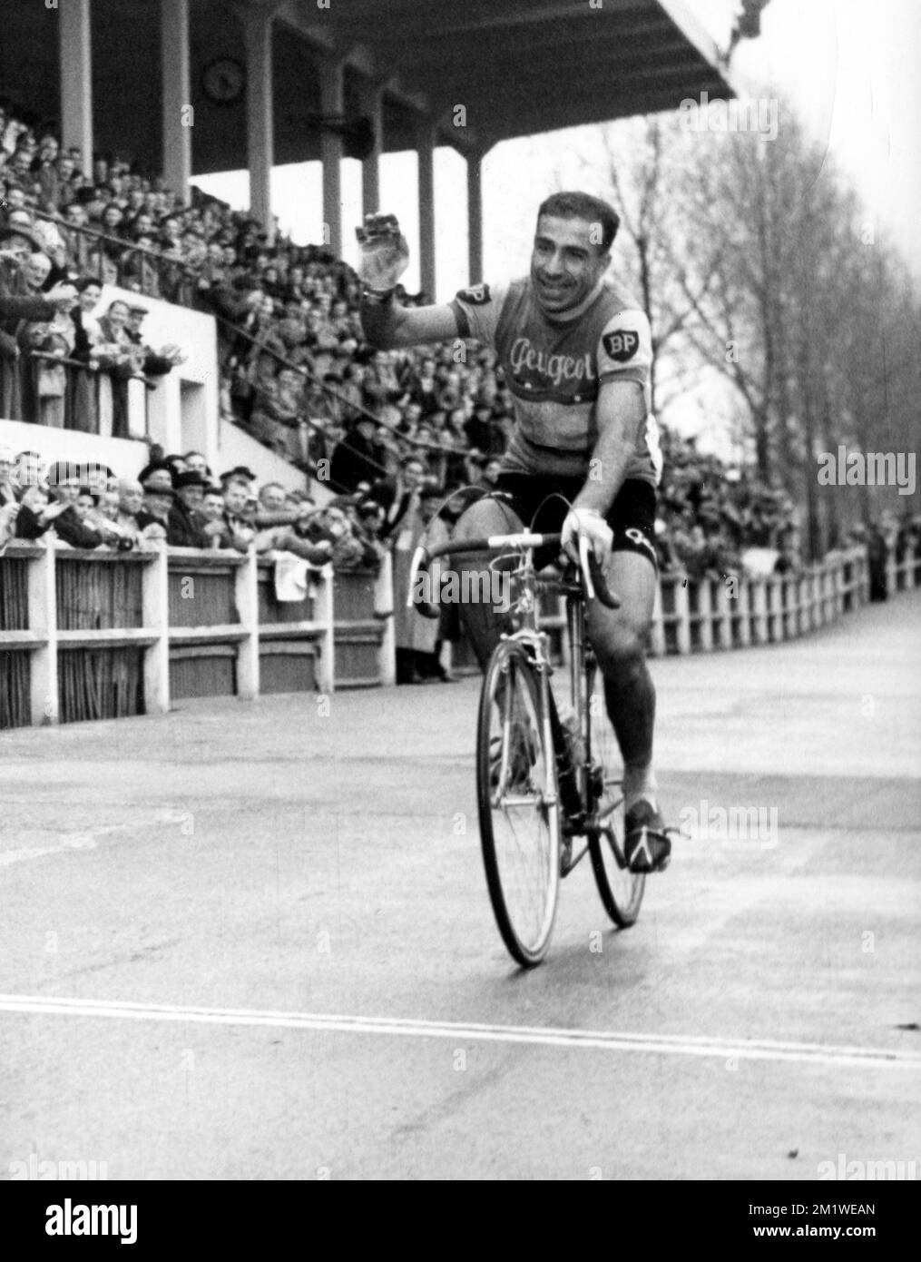 This file picture dated 10 April 1960 is about the Paris-Roubaix race. On the picture : Belgian cyclist Pino Cerami won the race. BELGA PHOTO ARCHIVES Stock Photo