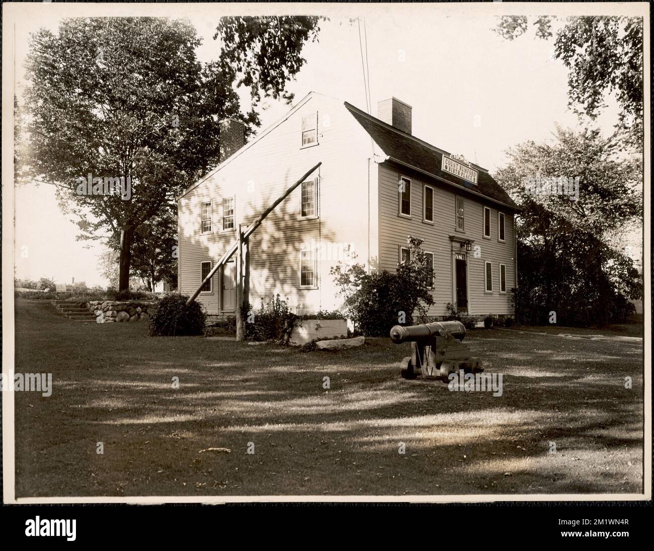 Birthplace of Benjamin Thompson, Count Rumford, Elm Street, Woburn, Mass. , Houses, Birthplaces, Rumford, Benjamin, Graf von, 1753-1814.  Leon Abdalian Collection Stock Photo