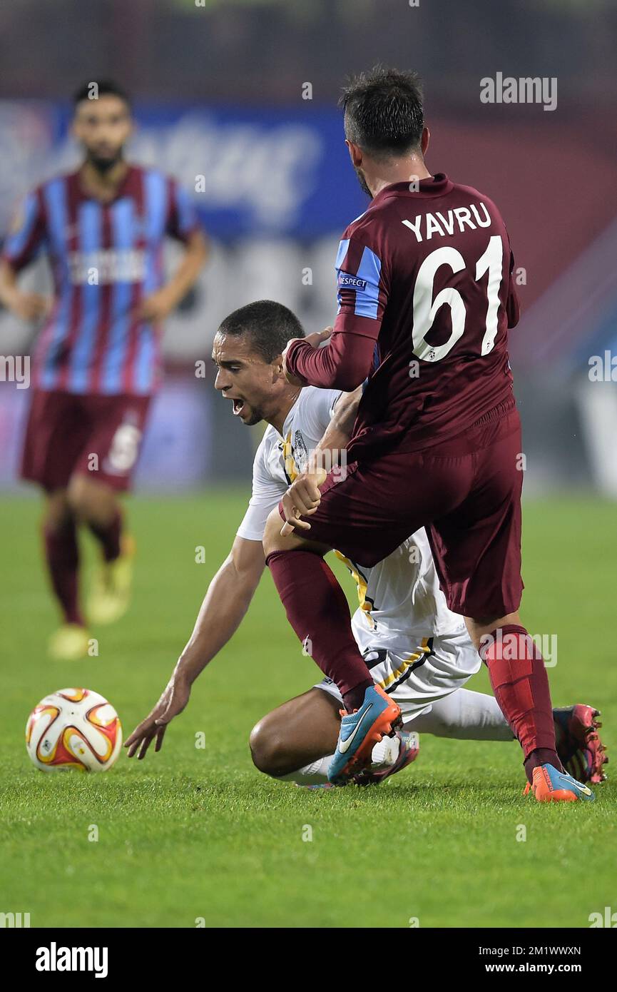 20141023 - TRABZON, TURKEY: Lokeren's Nill De Pauw and Trabzonspor's Zeki Yavru fight for the ball during a game between Turkish club Trabzonspor AS and Belgian soccer team KSC Lokeren OVL in the Huseyin Avni Aker Stadium in Trabzon, Thursday 23 October 2014. It is the third day of the group stage of the UEFA Europa League competition, in group L. BELGA PHOTO YORICK JANSENS Stock Photo