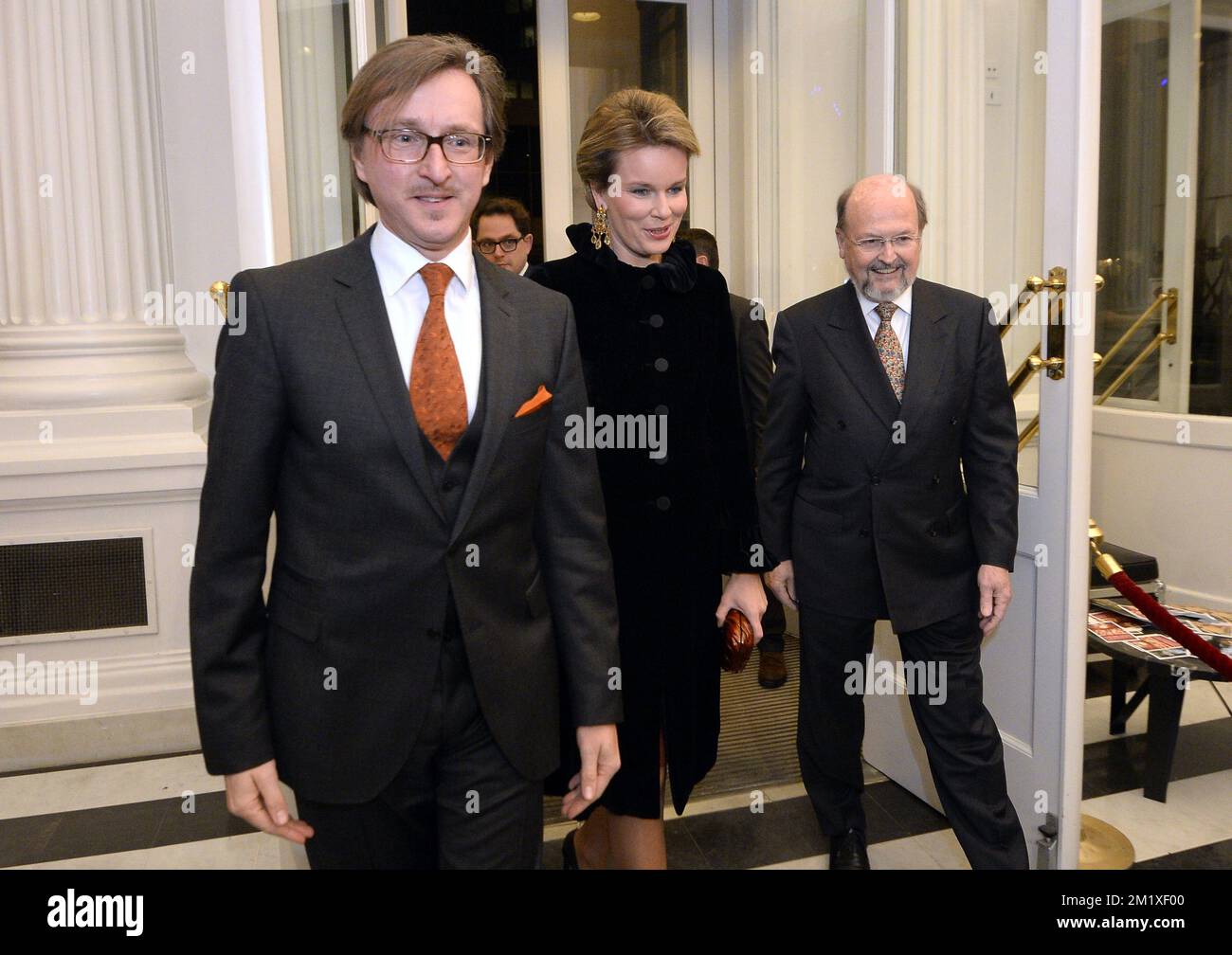 20150203 - BRUSSELS, BELGIUM: Peter De Caluwe, Queen Mathilde of Belgium and Luc Coene pictured during a performance of 'Alcina' of George Frideric Handel, in a production of Belgian opera house De Munt-La Monnaie and Dutch 'De Nationale Opera', in Brussels, Tuesday 03 February 2015. BELGA PHOTO ERIC LALMAND Stock Photo
