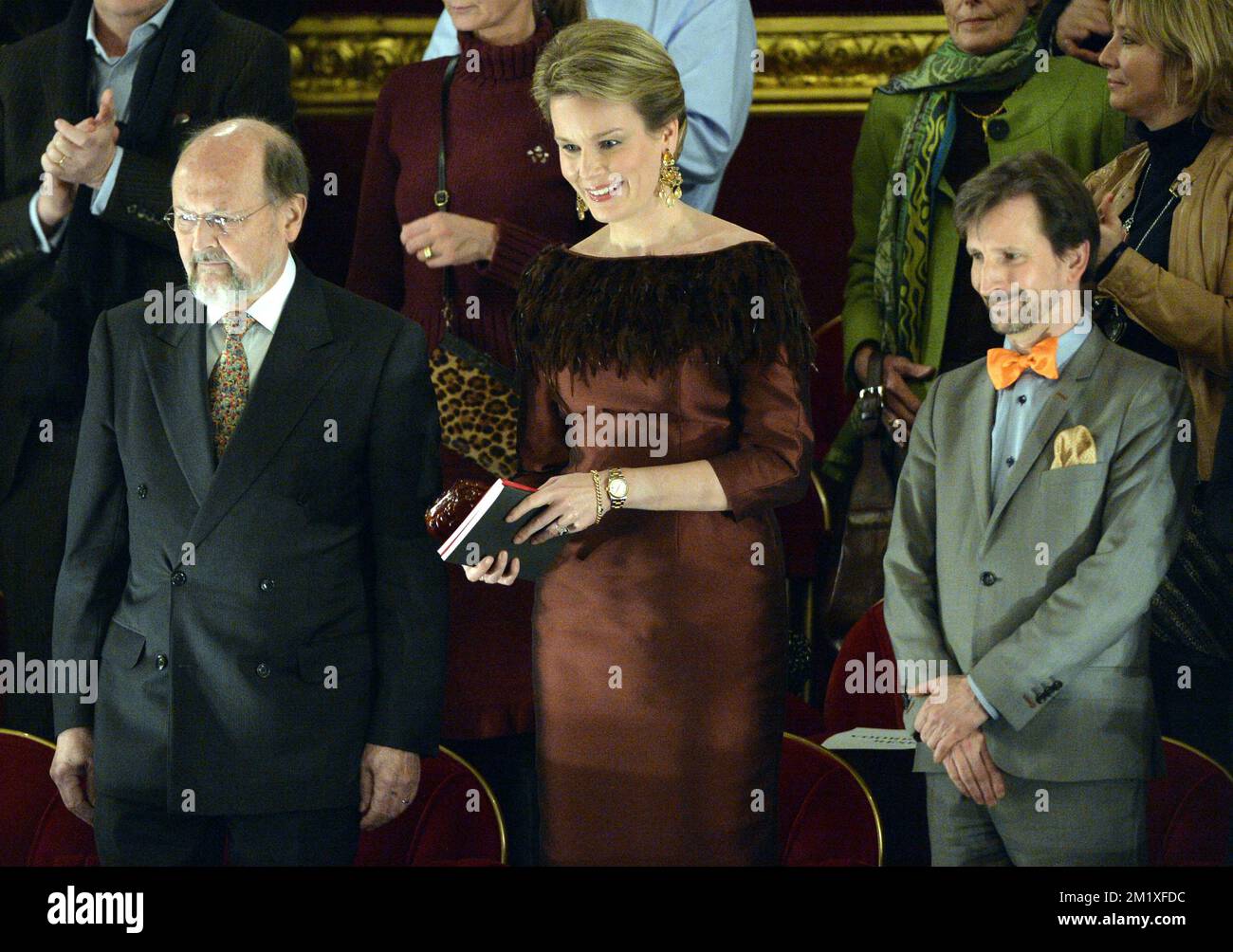 20150203 - BRUSSELS, BELGIUM: Luc Coene, Queen Mathilde of Belgium and Peter De Caluwe pictured during a performance of 'Alcina' of George Frideric Handel, in a production of Belgian opera house De Munt-La Monnaie and Dutch 'De Nationale Opera', in Brussels, Tuesday 03 February 2015. BELGA PHOTO ERIC LALMAND Stock Photo