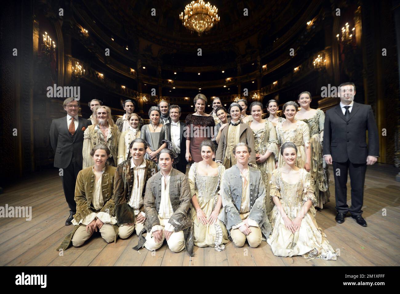 20150203 - BRUSSELS, BELGIUM: Queen Mathilde of Belgium (C) poses with the cast, backstage after a performance of 'Alcina' of George Frideric Handel, in a production of Belgian opera house De Munt-La Monnaie and Dutch 'De Nationale Opera', in Brussels, Tuesday 03 February 2015. BELGA PHOTO ERIC LALMAND Stock Photo