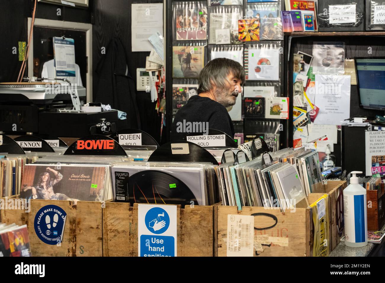 interior clampdown records Stock Photo Alamy