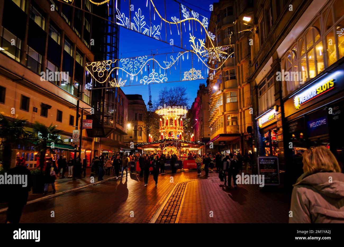 The annual Frankfurt Christmas Market and lights in New Street in