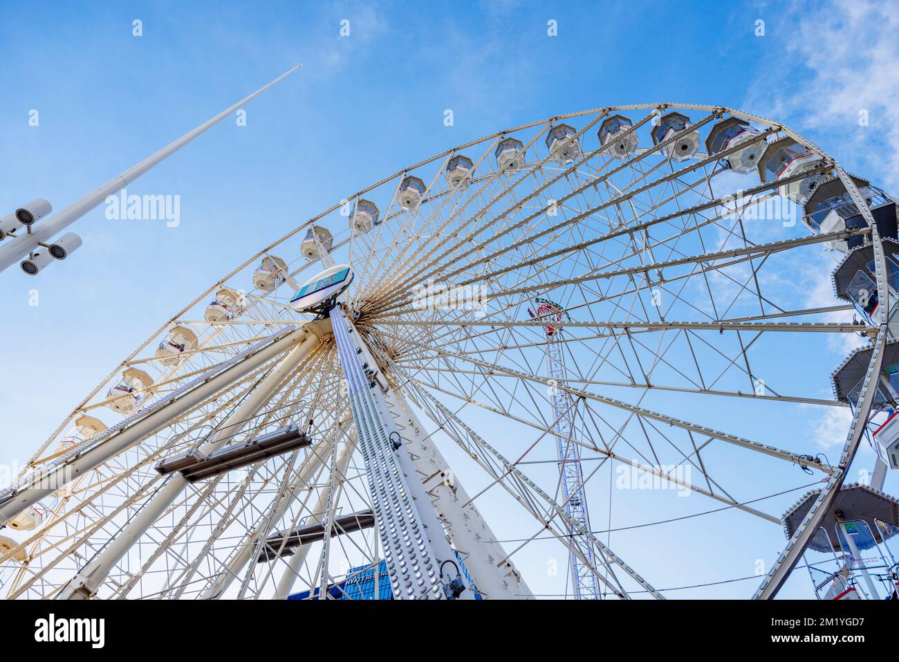 The Birmingham Big Wheel, Centenary Square, Birmingham, West Midlands, England, an annual winter visitor attraction and family enterainment Stock Photo