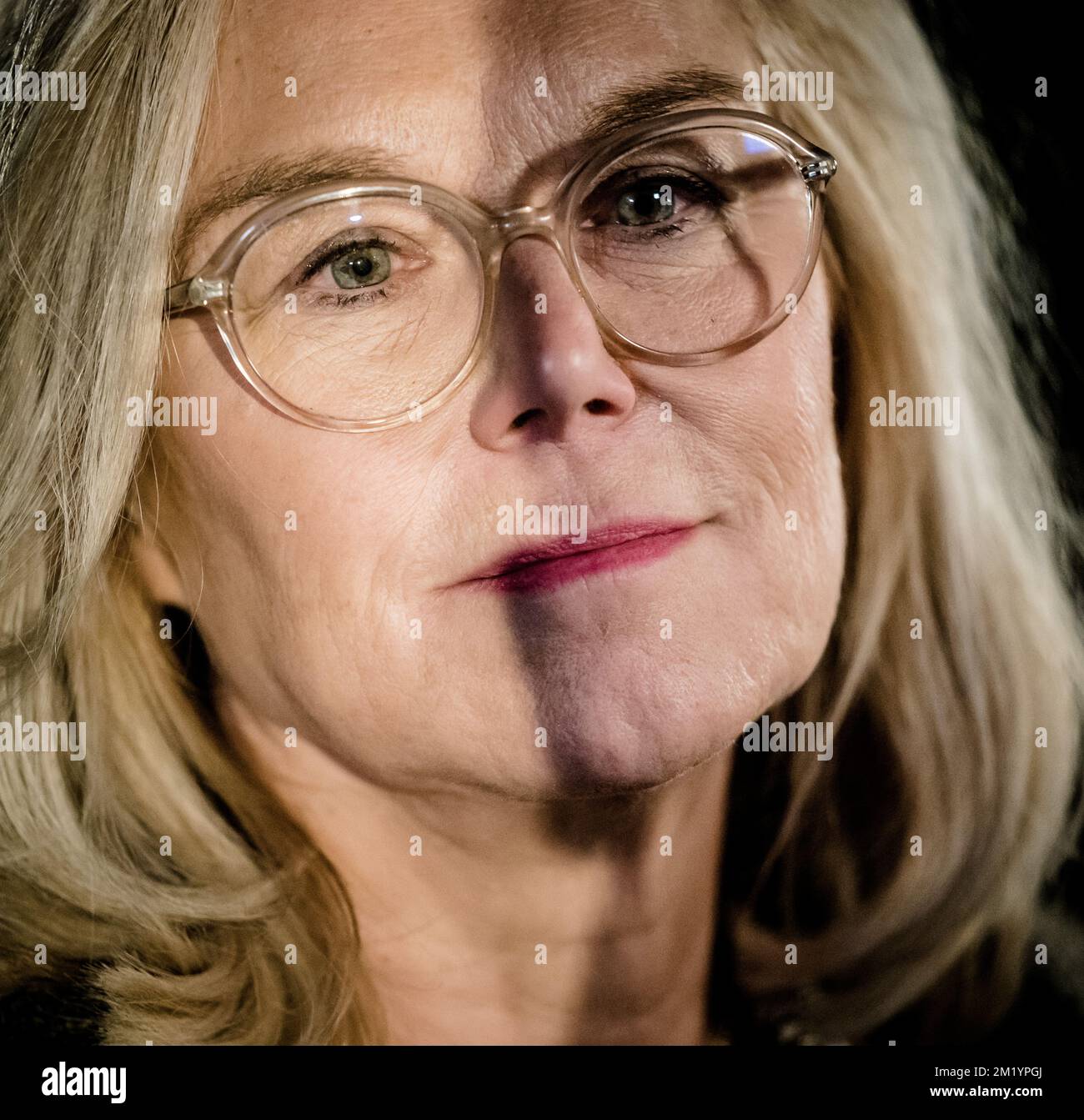 THE HAGUE - Netherlands, 13/12/2022, Sigrid Kaag, Minister of Finance, will leave the Catshuis after a second talk session of the cabinet with interest groups about the way in which the cabinet will reflect on the slavery past on 19 December. ANP BART MAAT netherlands out - belgium out Stock Photo
