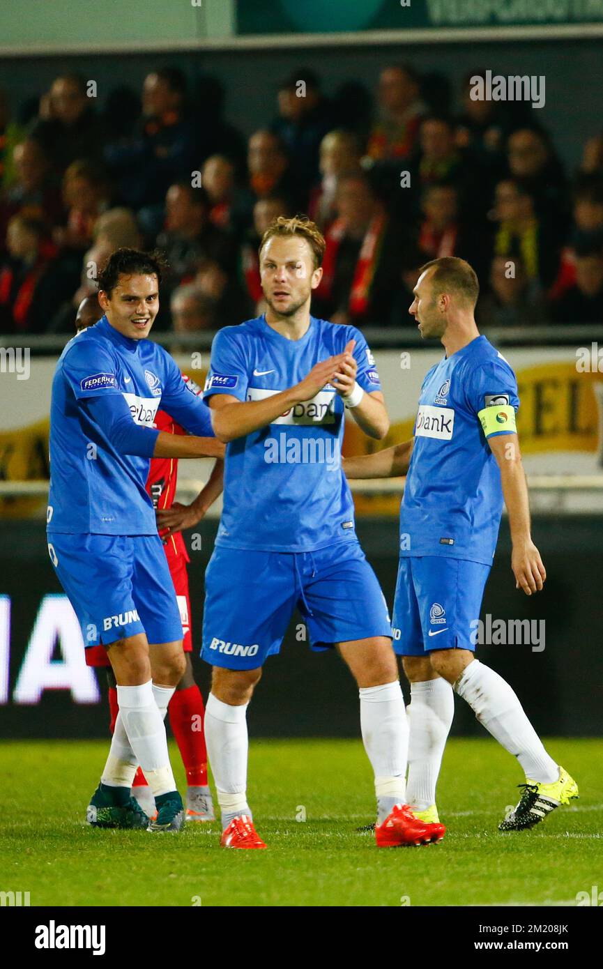 20151027 - OOSTENDE, BELGIUM: Genk's Thomas Buffel and Genk's Enes Unal celebrate after scoring during the Jupiler Pro League match between KV Oostende and RC Genk, in Oostende, Tuesday 27 October 2015, on day 13 of the Belgian soccer championship. BELGA PHOTO KURT DESPLENTER Stock Photo