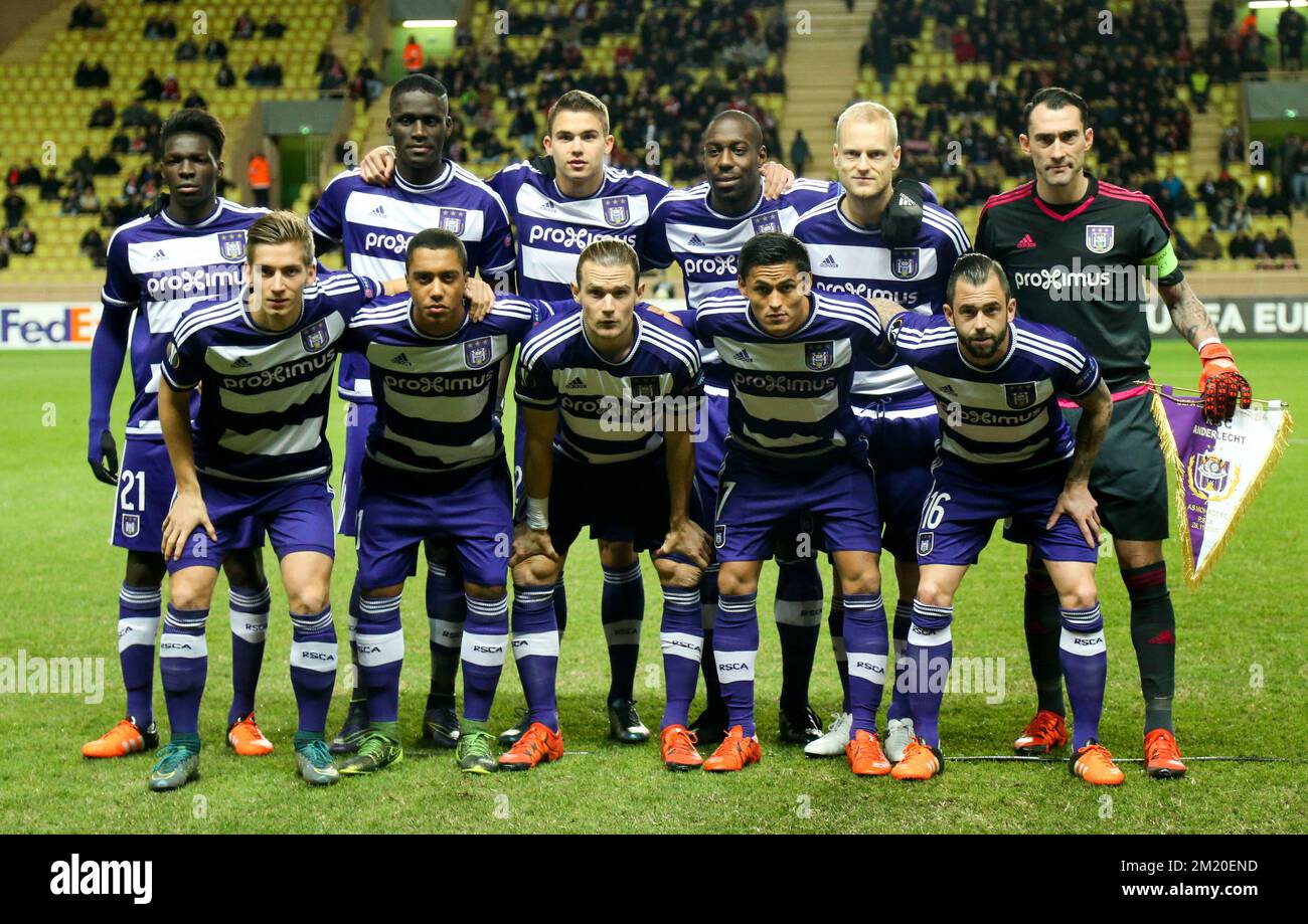 20151126 - MONACO, MONACO: Anderlecht's Fabrice N'Sakala, Anderlecht's Kara Mbodji, Anderlecht's Leander Dendoncker, Anderlecht's Stefano Okaka, Anderlecht's Olivier Deschacht, Anderlecht's goalkeeper Silvio Proto, Anderlecht's Dennis Praet, Anderlecht's Youri Tielemans, Anderlecht's Guillaume Gillet, Anderlecht's Andy Najar and Anderlecht's Steven Defour pictured during a game between French club AS Monaco and Belgian first league soccer club RSC Anderlecht, in Monaco, Thursday 26 November 2015. It's the fifth game in the group stage of the Uefa Europa League competition, in the group J. BELG Stock Photo